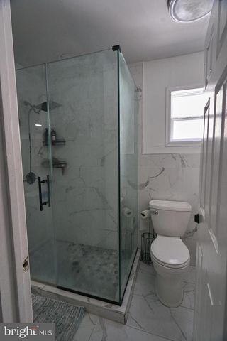 8905-00 SPRINGVIEW RD, Philadelphia, PA 19115