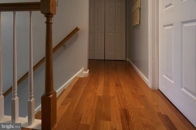 8905-00 SPRINGVIEW RD, Philadelphia, PA 19115