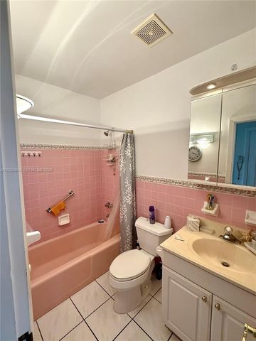 11 NE 204th Street 23, Miami Gardens, FL 33179