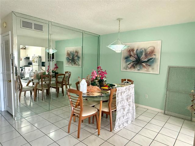 11 NE 204th Street 23, Miami Gardens, FL 33179