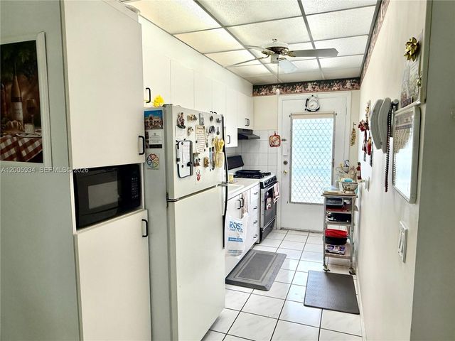 11 NE 204th Street 23, Miami Gardens, FL 33179