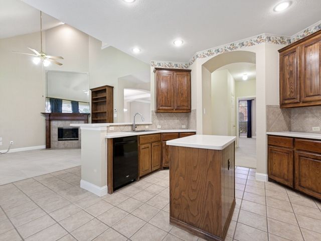 139 Spring Ridge Drive, Murphy, TX 75094