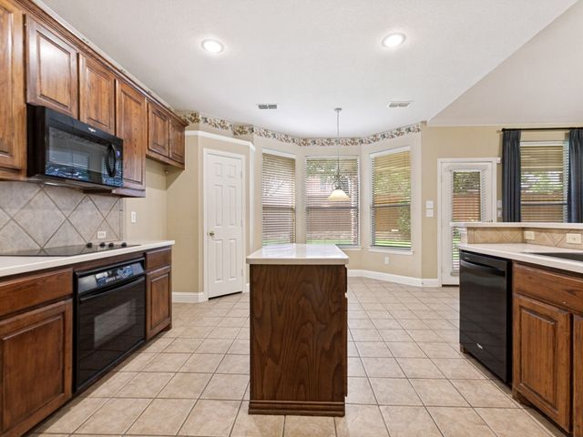 139 Spring Ridge Drive, Murphy, TX 75094