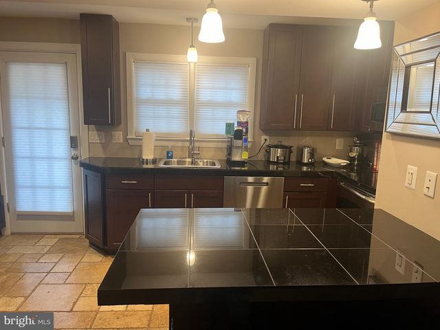 432 JAMES COURT, Falls Church, VA 22046
