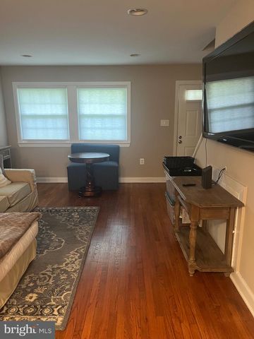 432 JAMES COURT, Falls Church, VA 22046