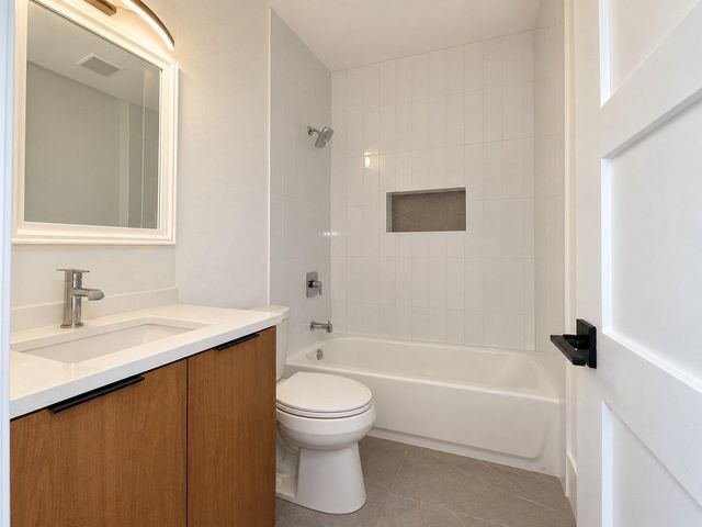 2607 Garrettson DR B, Austin, TX 78748