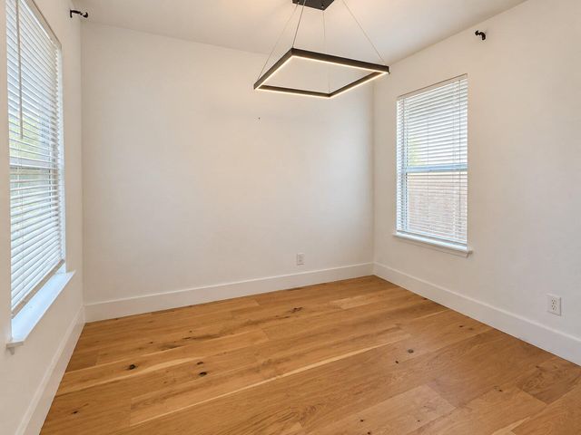 2607 Garrettson DR B, Austin, TX 78748