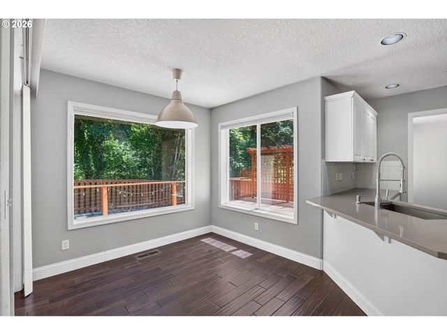 14838 Nw FAWNLILY Dr, Portland, OR 97229