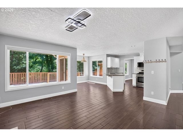 14838 Nw FAWNLILY Dr, Portland, OR 97229
