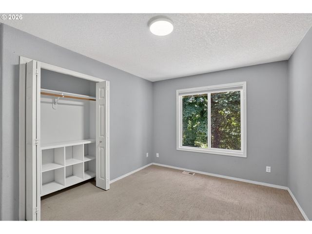 14838 Nw FAWNLILY Dr, Portland, OR 97229