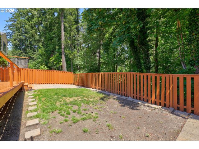 14838 Nw FAWNLILY Dr, Portland, OR 97229