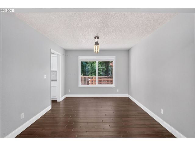 14838 Nw FAWNLILY Dr, Portland, OR 97229