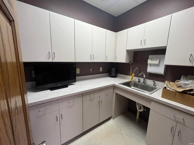 1602 W 3rd Ste B & C Street, Bloomington, IN 47404