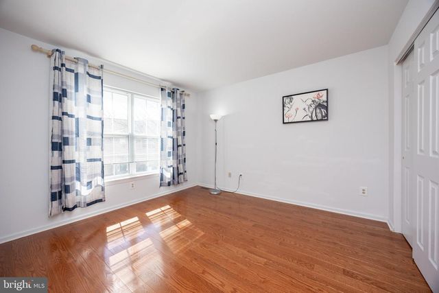 208 CASTLE DR, North Wales, PA 19454