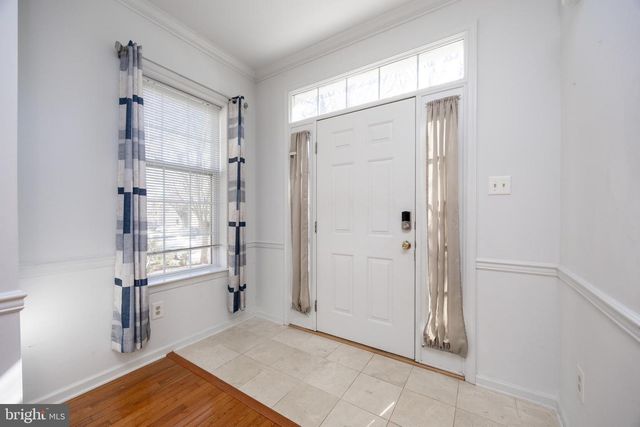 208 CASTLE DR, North Wales, PA 19454