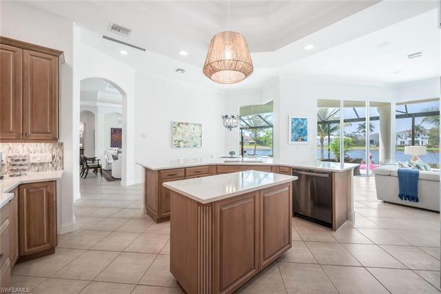 4129 Willowhead WAY, Naples, FL 34103