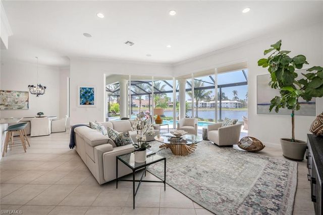 4129 Willowhead WAY, Naples, FL 34103