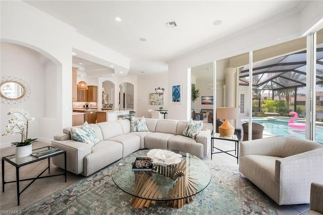4129 Willowhead WAY, Naples, FL 34103