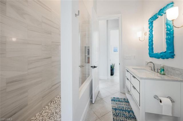 4129 Willowhead WAY, Naples, FL 34103