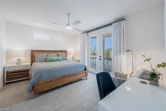 4129 Willowhead WAY, Naples, FL 34103