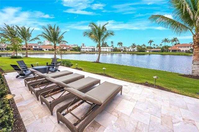 4129 Willowhead WAY, Naples, FL 34103