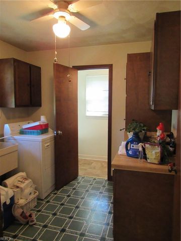 4570 Southern Pines DR, Virginia Beach, VA 23462