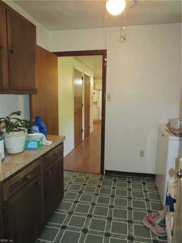 4570 Southern Pines DR, Virginia Beach, VA 23462