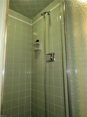 4570 Southern Pines DR, Virginia Beach, VA 23462