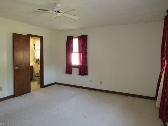 4570 Southern Pines DR, Virginia Beach, VA 23462