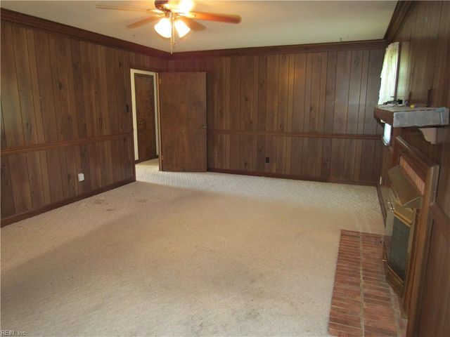 4570 Southern Pines DR, Virginia Beach, VA 23462