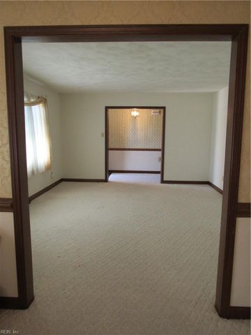 4570 Southern Pines DR, Virginia Beach, VA 23462