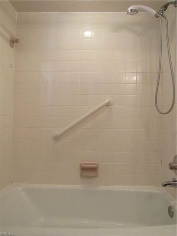 4570 Southern Pines DR, Virginia Beach, VA 23462
