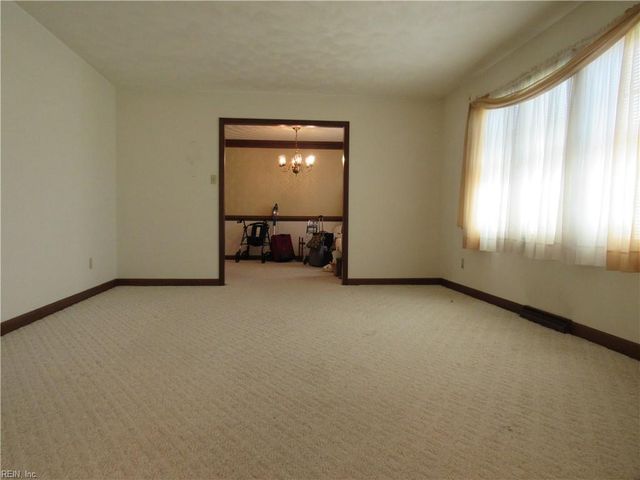 4570 Southern Pines DR, Virginia Beach, VA 23462