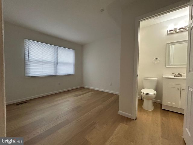 216 WHITHERSPOON LN, Newark, DE 19713