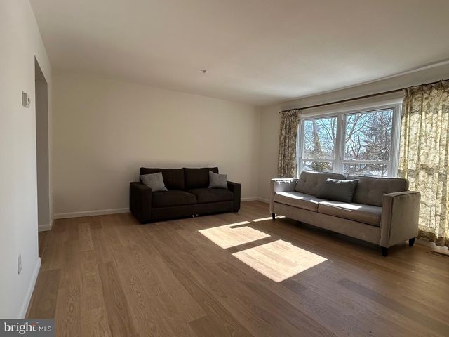 216 WHITHERSPOON LN, Newark, DE 19713