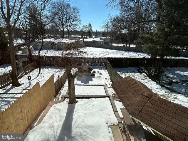 216 WHITHERSPOON LN, Newark, DE 19713