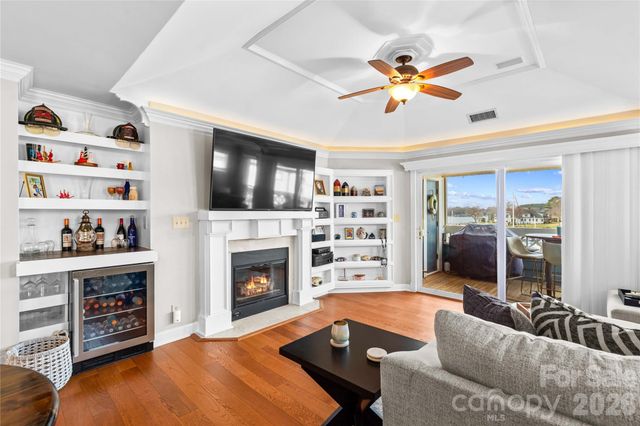 18797 Vineyard Point Lane, Cornelius, NC 28031