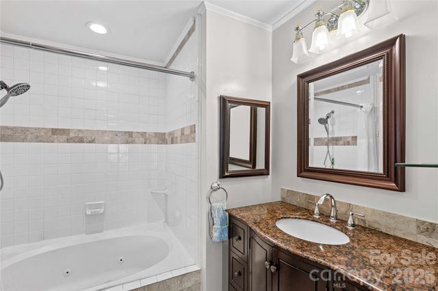 18797 Vineyard Point Lane, Cornelius, NC 28031