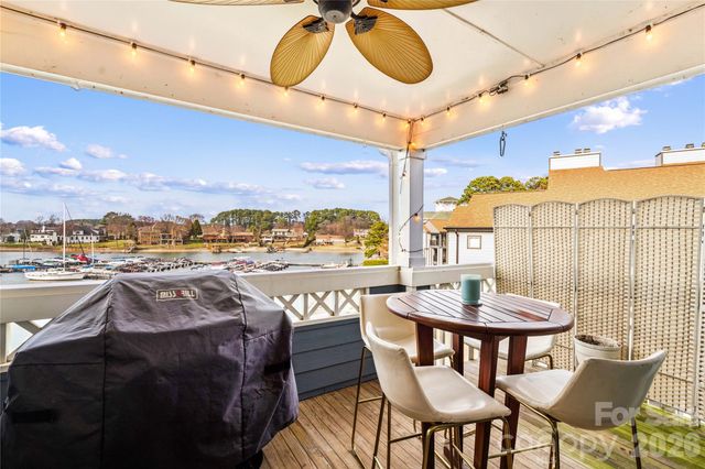 18797 Vineyard Point Lane, Cornelius, NC 28031