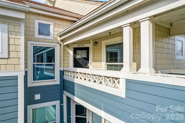 18797 Vineyard Point Lane, Cornelius, NC 28031