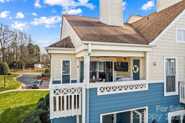 18797 Vineyard Point Lane, Cornelius, NC 28031