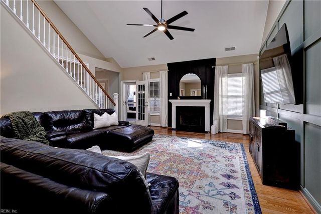 4132 Longview LNDG, Williamsburg, VA 23188