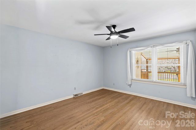 413 Windsor Lane, Statesville, NC 28677