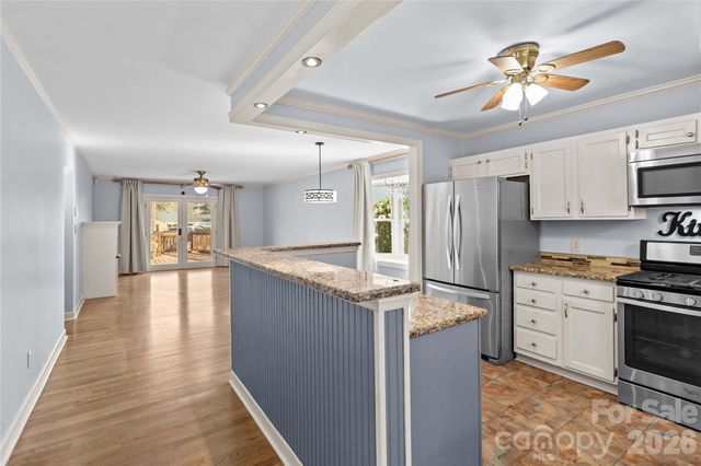 413 Windsor Lane, Statesville, NC 28677