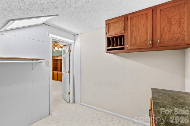 413 Windsor Lane, Statesville, NC 28677