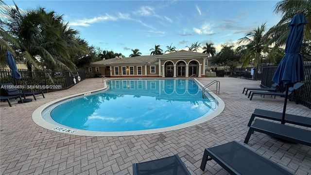 5866 Hampton Hills Blvd 5866, Tamarac, FL 33321