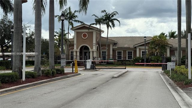 5866 Hampton Hills Blvd 5866, Tamarac, FL 33321