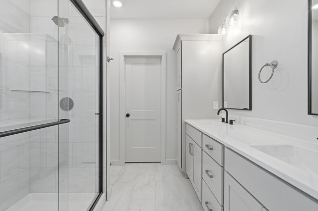 2205 BRENGMAN DR, Columbia, MO 65202