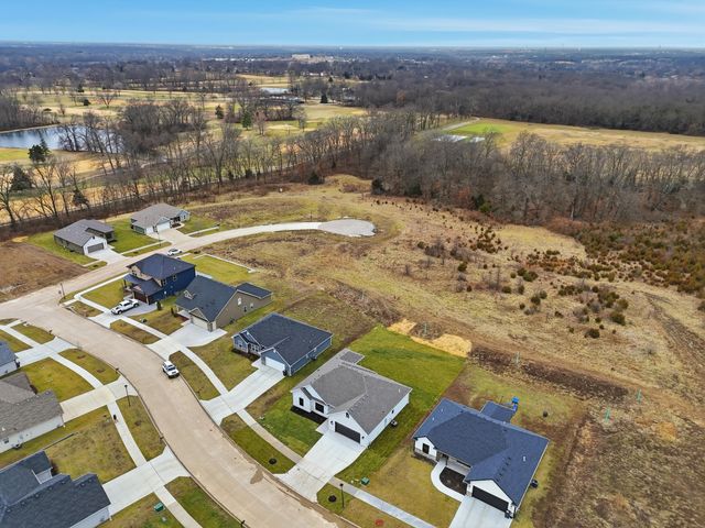 2205 BRENGMAN DR, Columbia, MO 65202