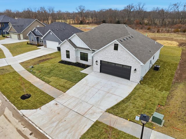 2205 BRENGMAN DR, Columbia, MO 65202